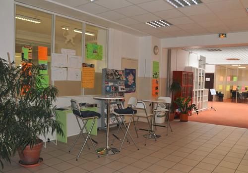 Lyon Bleu International - Foyer